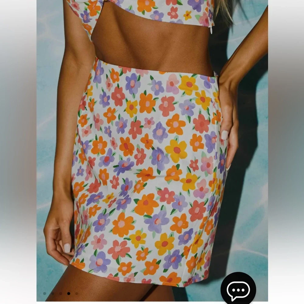 NWT - Peppermayo Exclusive - Spring Days Linen Mini Skirt - Blooming - Picture 3 of 4